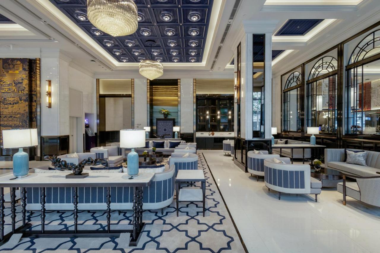 Hotel Grande Centre Point Surawong Bangkok Exterior foto The lobby of the hotel