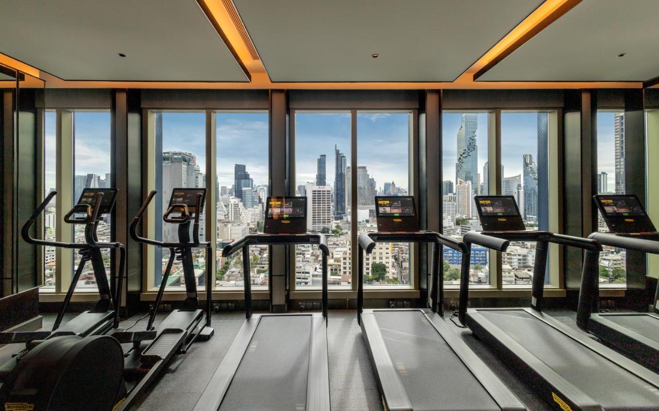 Hotel Grande Centre Point Surawong Bangkok Exterior foto The gym at The Sukhumvit