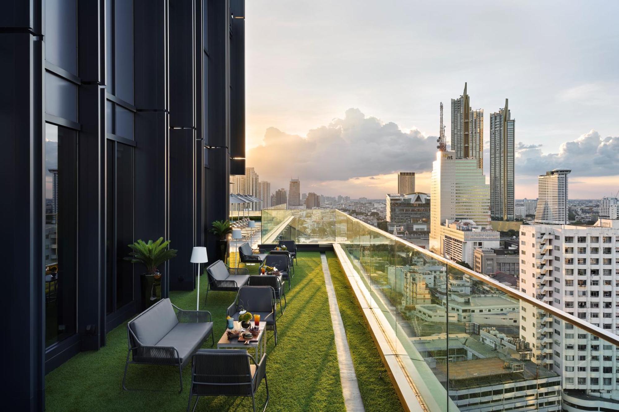 Hotel Grande Centre Point Surawong Bangkok Exterior foto The 100, Bangkok