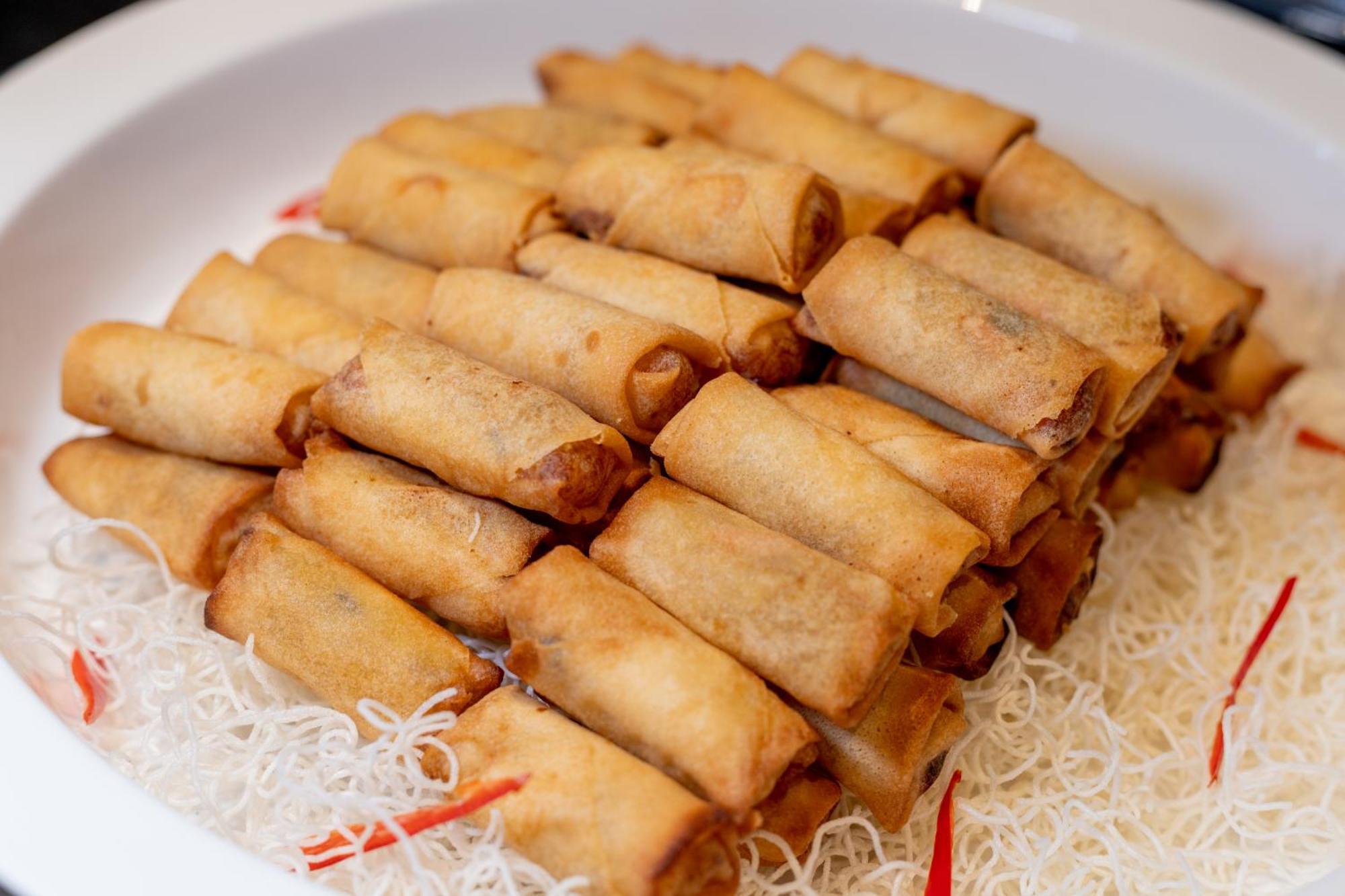 Hotel Grande Centre Point Surawong Bangkok Exterior foto Fried spring rolls